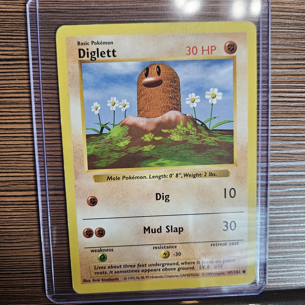 Pokemon Diglett 47/102 Base Set Trading Card